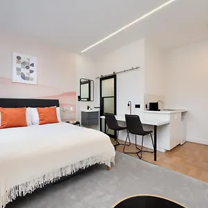  Appartamento D8 House